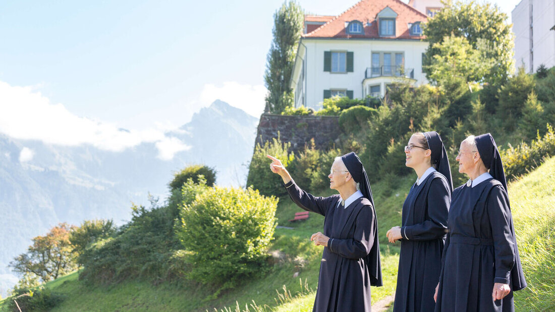 Verschiedene Vorgeschichten, aber dieselbe Antwort: Den Weg zur Gemeinschaft der
Marienschwestern haben Sr. M. Priska, Sr. M. Florence und Sr. M. Angeline nicht bereut. (Pressebilder)