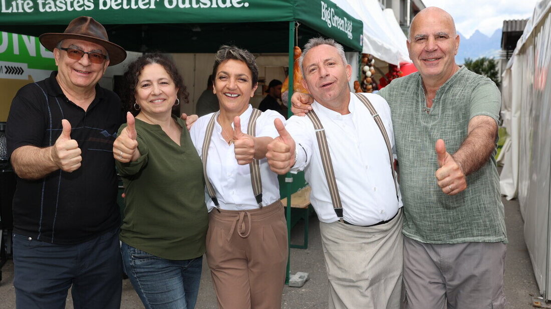 Melser «Pizzabäcker» zeigt Herz: Beim dreitägigen Festival werden Spenden für krebskranke Kinder und Jugendliche gesammelt. (Bilder: Ignaz Good)
