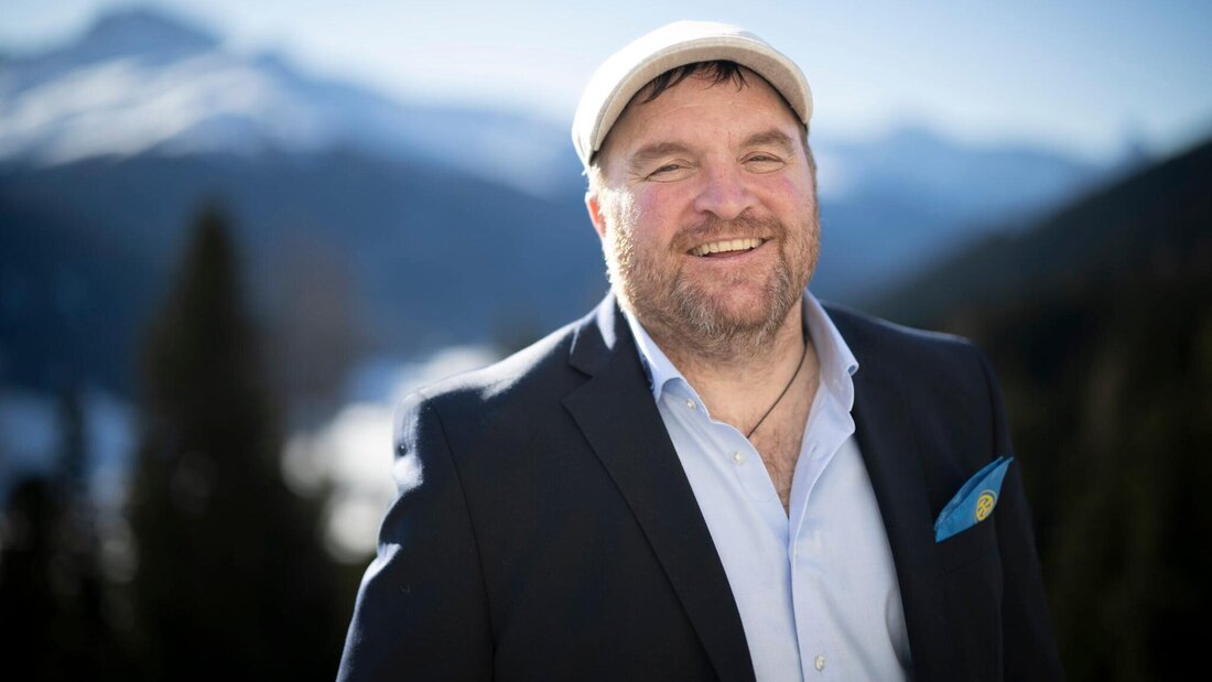 Gut gelaunt: Trotz finanziellen Fragen ist Marc Gianola ein Fan der Champions Hockey League.
(Bild: Gian Ehrenzeller/Keystone)