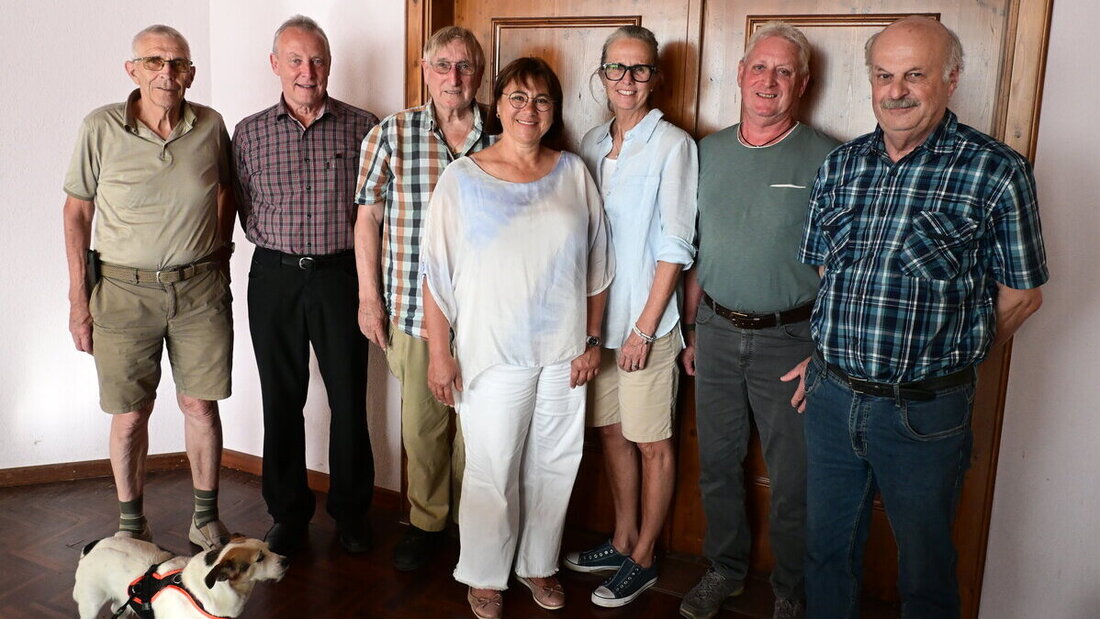 Das Organisationskomitee: Berard Faasch, Walter Pfiffner, Oskar Michel (OK-Präsident), Christine Schneider, Daniela Kalberer, Jakob Kalberer und Thomas Marthy (von links). Bild: Emil Aggeler