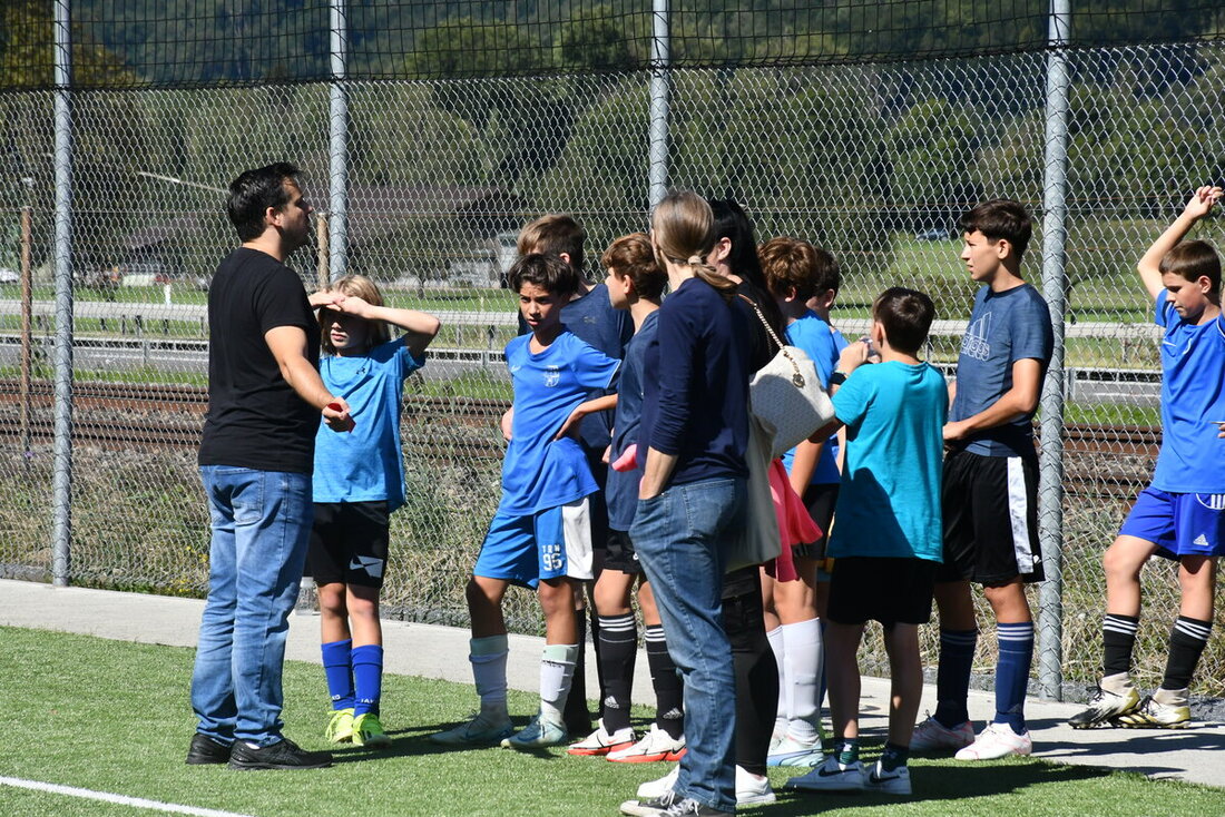 Impressionen vom UBS-Football-Cup in Mels. (Bild Severin Meli)