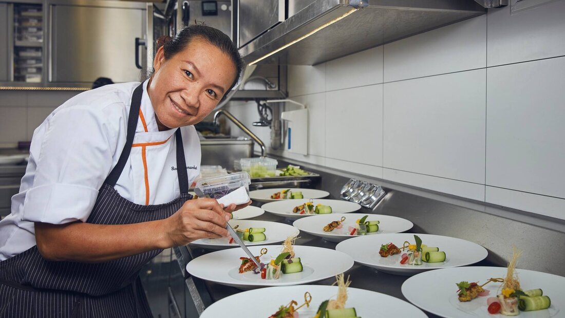 Zaubert bald in Bad Ragaz: Den Currys von Renu Homsombat werden schon mal magische Kraft zugeschrieben. (Bild: GaultMillau)