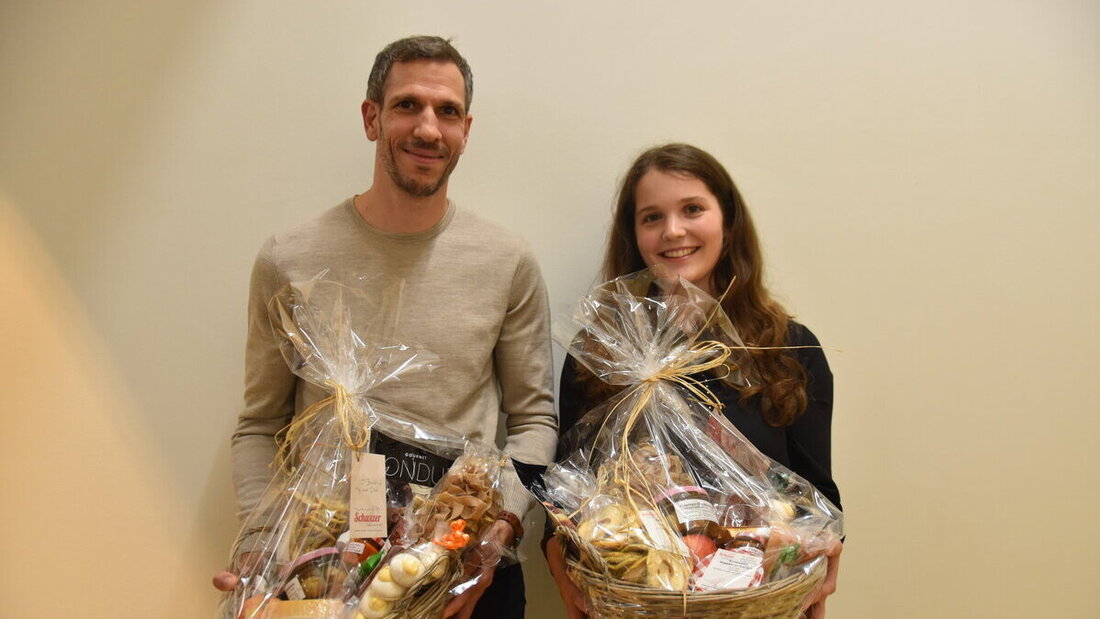 Dario Signorell und Ester Nagy haben am Berufswahlevent von ihren Erfahrungen erzählt.