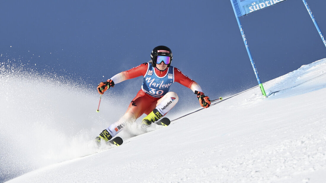 Der bisher letzte Weltcupeinsatz in Kronplatz: Simone Wild verliert ihren B-Kaderplatz. (Bild Keystone)