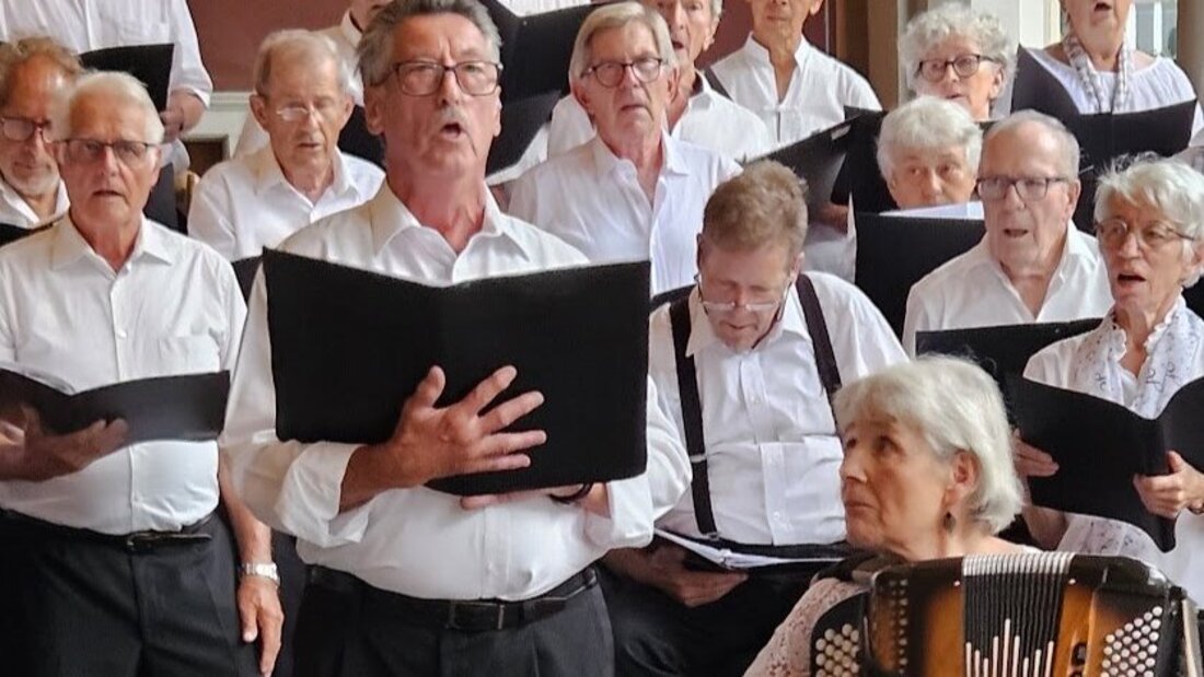 Walter Lederle beim Solo begleitet von Marlis Utzinger.