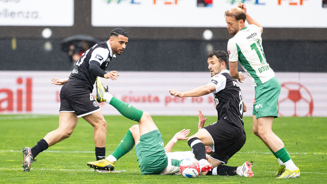 Der FC St.Gallen wehrt sich erfolgreich im Tessin. (Bild: Keystone)