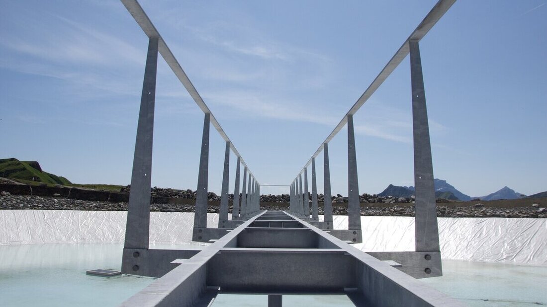 Es ist ein Steg: Künftig dürfen Gäste von dort einen besondern Ausblick geniessen.