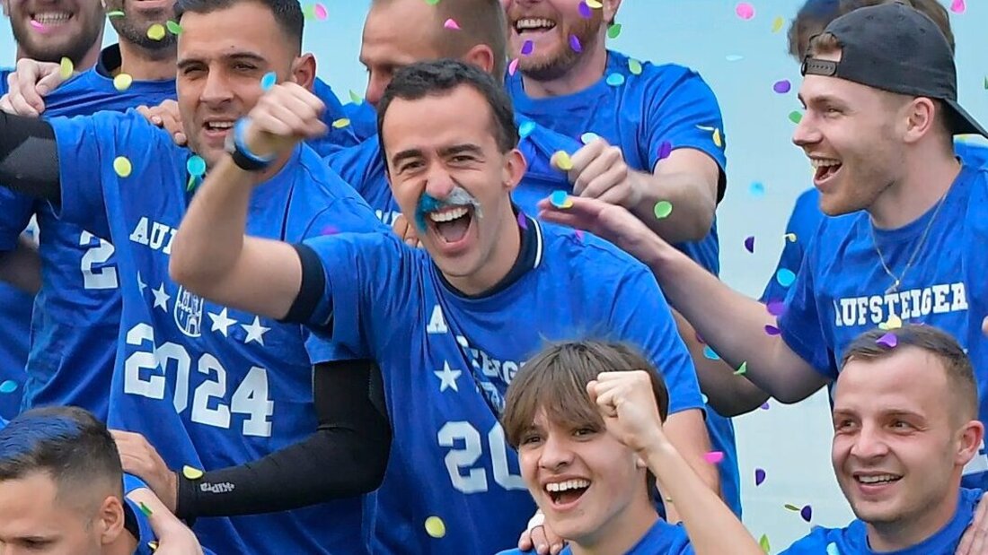 151888_151893.jpg