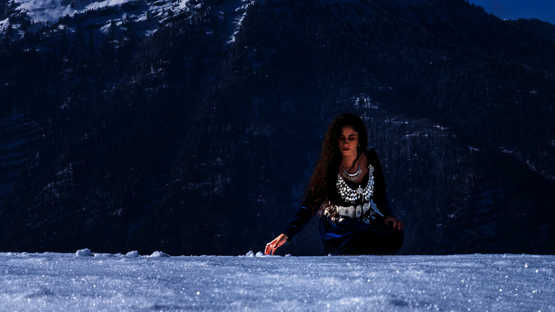 Das Artwork des Songs «Mayeydi».