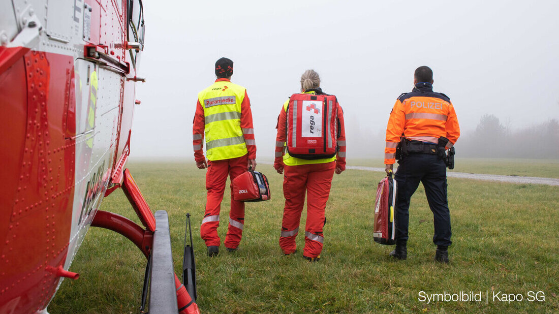 Bei einem Unfall mit einem Mofa kommt in Walenstadt die Rega zum Einsatz. (Symbolbild Kapo)