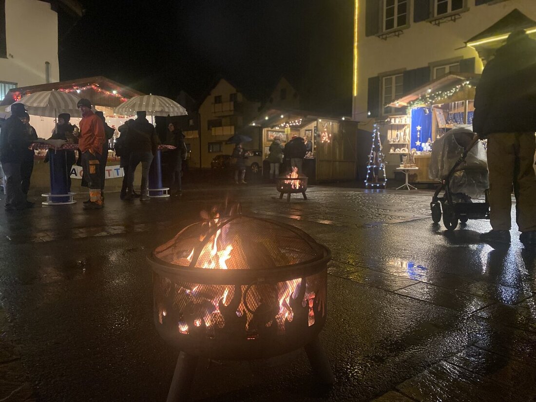 Der kleine aber feine Bad Ragazer Adventsmarkt. (Bilder Patricia Hobi)