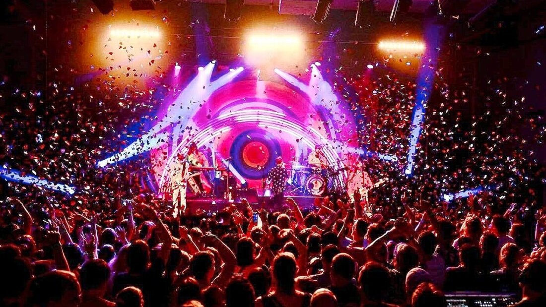 Das Hecht-Spektakel im Alten Kino im Jahr 2022: Nun kehren die Luzerner auf dem Olymp ihrer Karriere nach Mels zurück. (Bild Reto Vincenz)