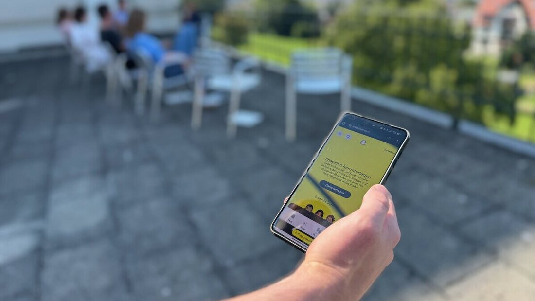 Weniger in der Online-, dafür mehr in der richtigen Welt: Die Smartphone-Detox-Woche soll den gesunden Umgang mit dem Handy und anderen digitalen Medien fördern. (Pressebild)