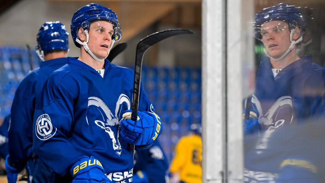 Leader auf und neben Eis: Dominik Egli erhält beim HC Davos viel Verantwortung. (Bild: Gian Ehrenzeller / Keystone)