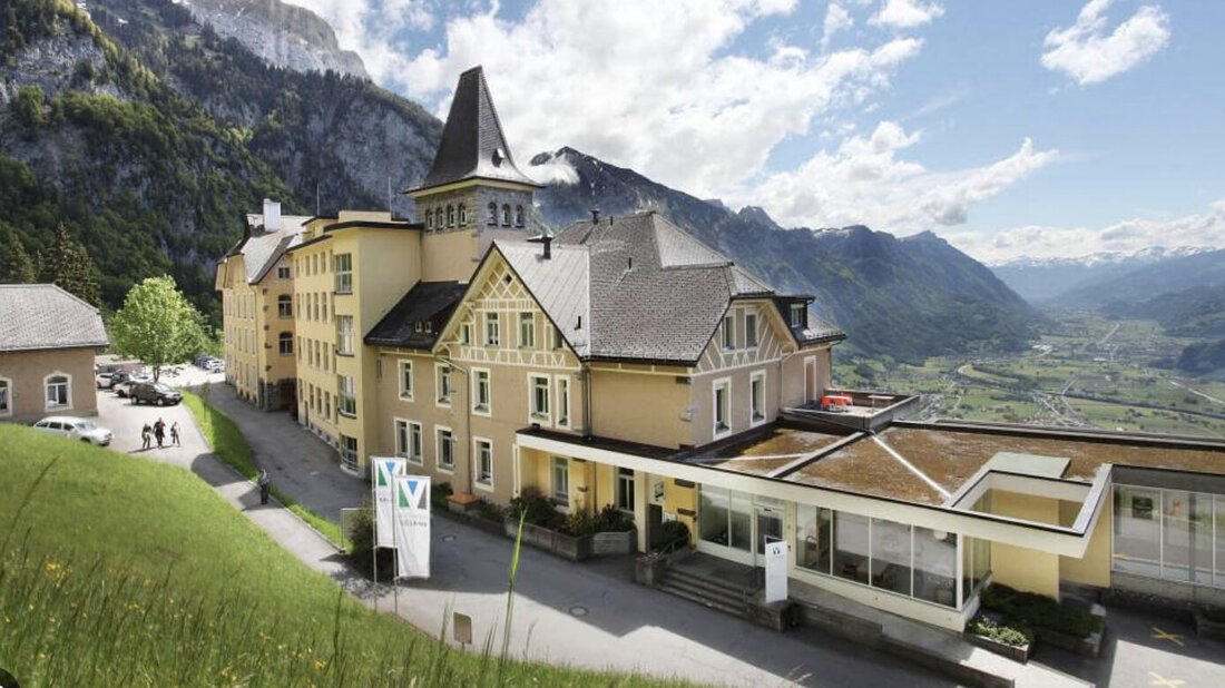Rehaklinik Walenstadtberg: Wird per 2029 geschlossen und mit der Rehaklinik Valens zusammengeführt. (Pressebild)