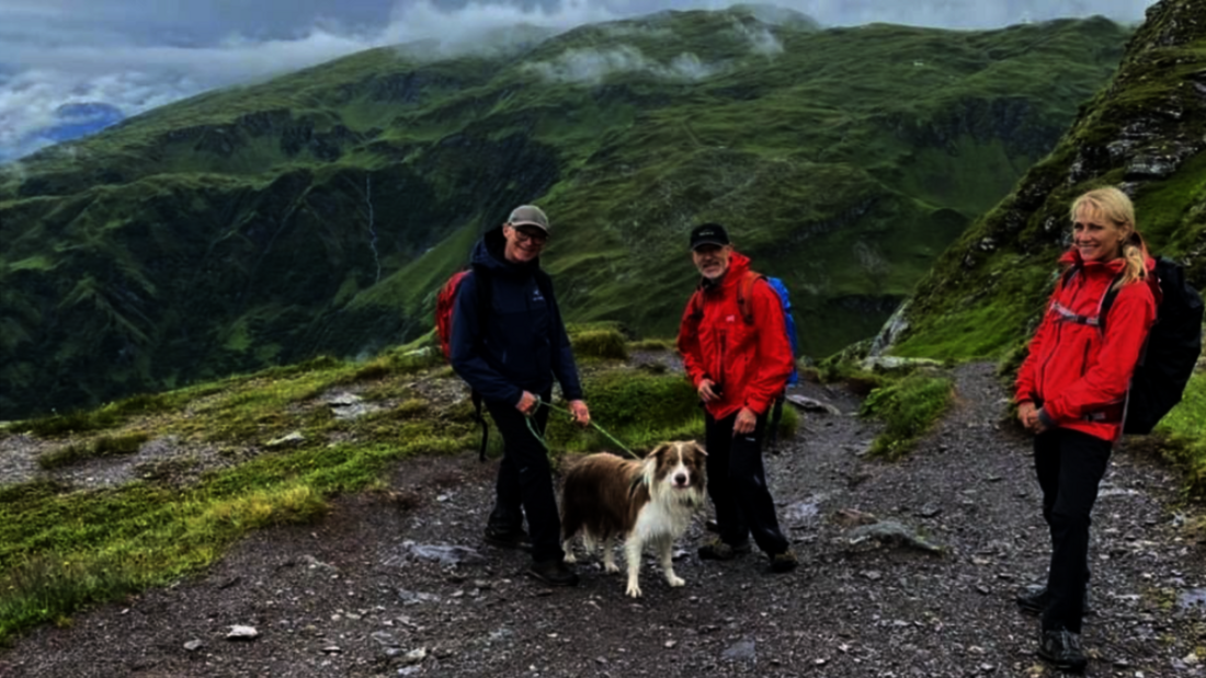 Wohlbehalten aufgefunden: Dr. Peter Dobias ist froh, Pax nach seinem Verschwinden am Pizol zurückzuhaben. (Bilder Instagram «drdobias»)