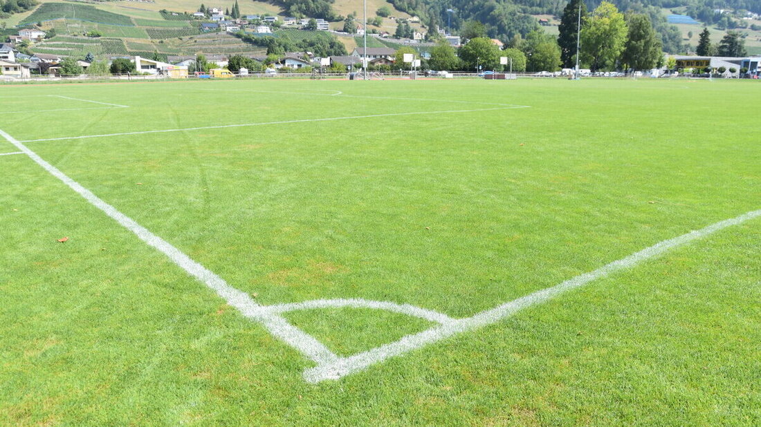 Walenstadt: Hier präsentieren sich die Rasenflächen in sattem Grün.