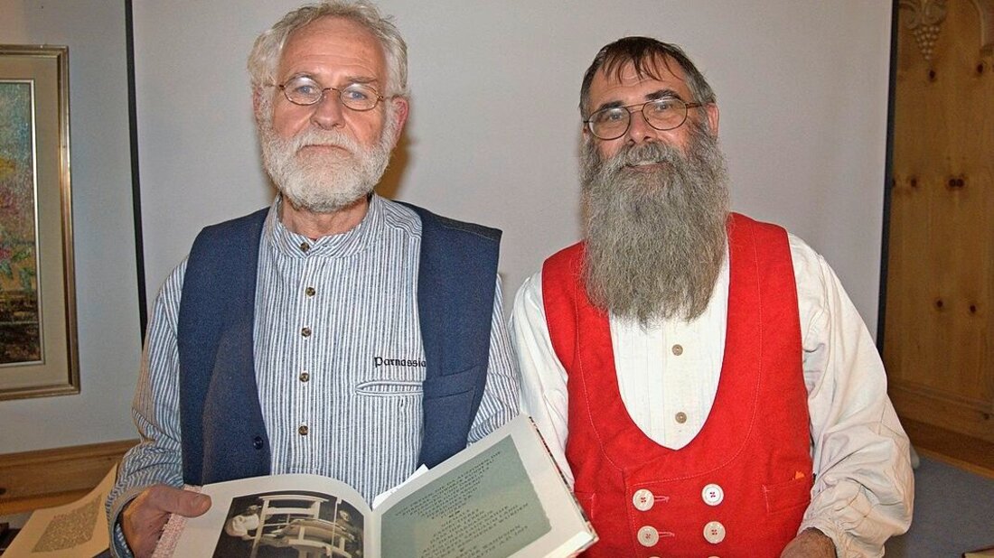 Feiern Jubiläum: Hans-Ueli Frey (links) und Stephan Burkhardt. (Bild: Manfred Haag) 173406_173405.jpg