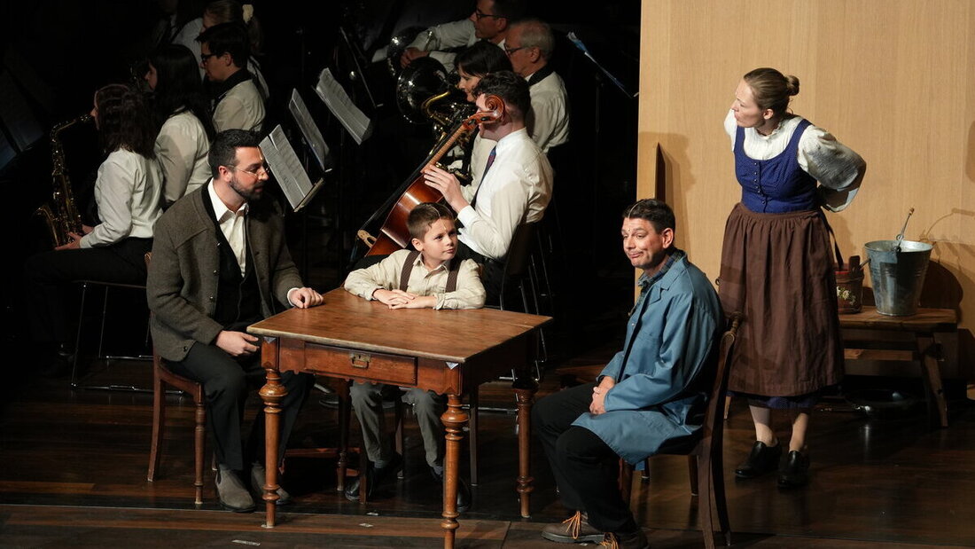 Bub Andri hat nur einen Wunsch: Musiker zu werden – das gefällt dem Vater gar nicht. Doch nach vielseitiger Fürsprache willigt er dann trotzdem ein.