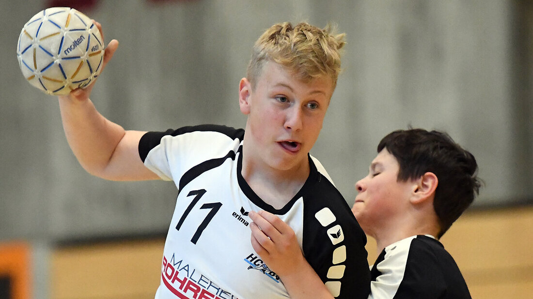 Einer der Sarganserländer im Dress des HC Buchs-Vaduz: Der junge Melser Luca Gschwend spielt im U15-Team. (Bild Alex Wipf)
