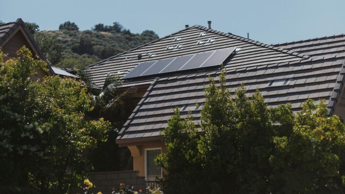 Erster Schritt in eine energieeffiziente Zukunft: Am Fachanlass von Raiffeisenbank Sarganserland und Greencover gibt es Informationen, wie man sein Eigenheim energetisch sanieren kann. (Pressebild)