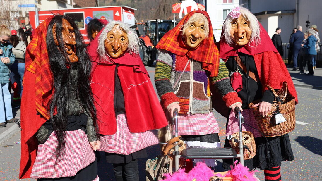 Kleine Kostprobe: Mehr vom Umzug in Flums gibt's am Donnerstag in unserer Printausgabe. (Bilder Ignaz Good)