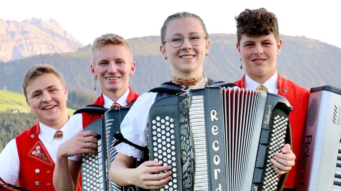 Bringt gehörigen Schwung mit: Die junge Kapelle Gontner Loft. (Pressebild) 206233_206280.jpg