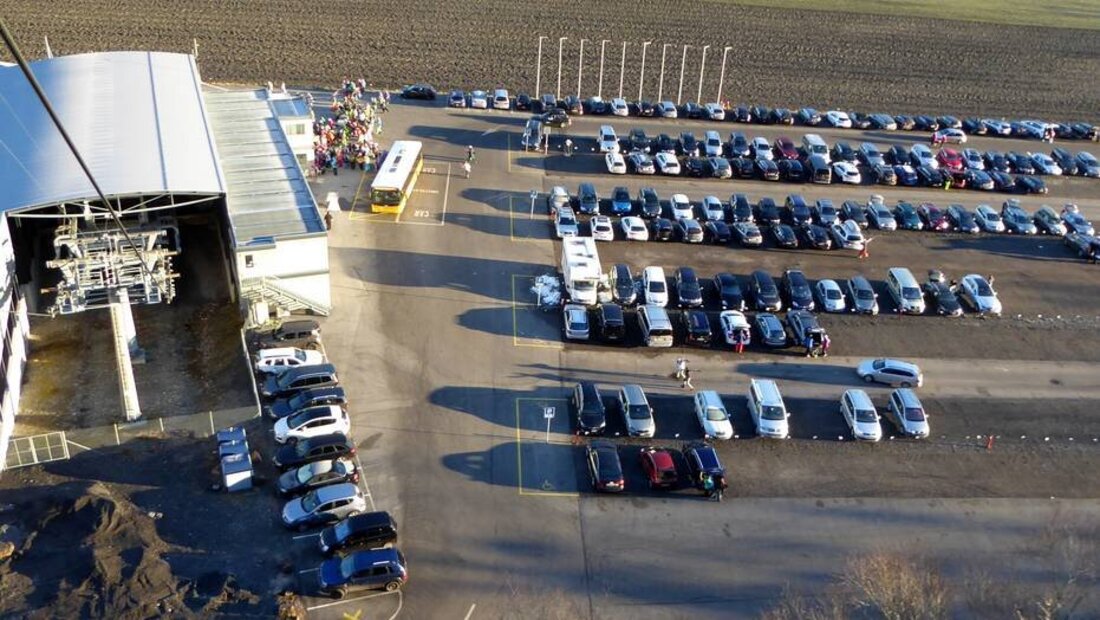 Betrüger machen Kasse: Gefälschte Twint-QR-Codes locken Besuchende der Pizolbahnen auf eine falsche Website. (Pressebild)