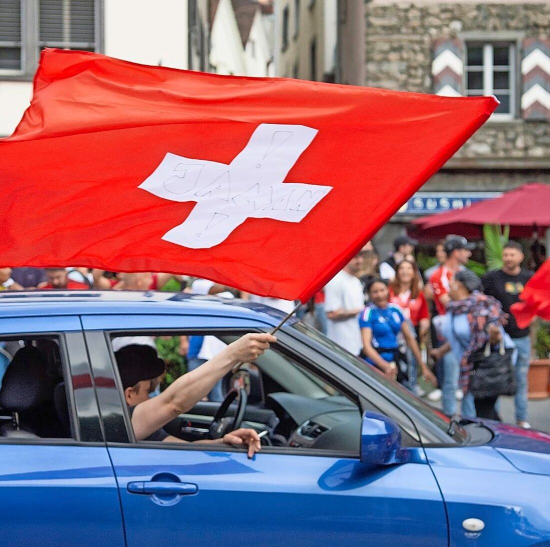 Fussball-Euphorie: Feiert die Region wie schon vor zwei Jahren bei der EM?Bild: Olivia Aebli-Item 200555_200580.jpg
