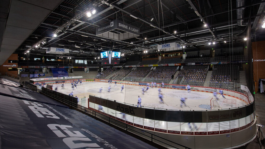 Keine Spiele möglich derzeit: Die Helios-Arena wird umgebaut. (Archivbild: Keystone)
