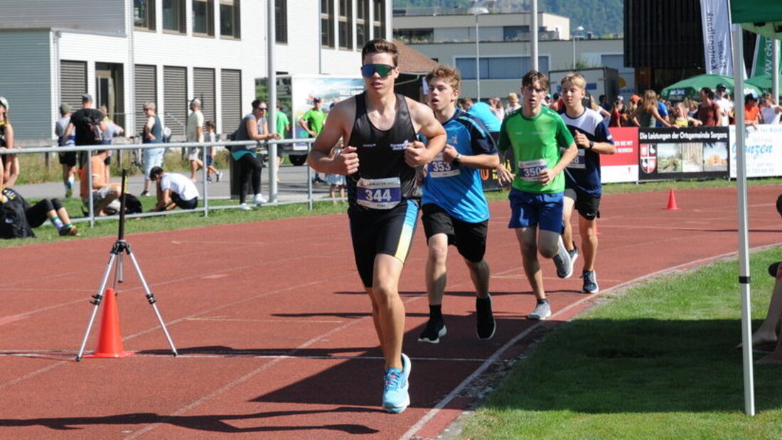 Vorneweg: Elias Rupp vom TV Mels wird Dritter in der U16-Kategorie. (Bild Laura Broder)