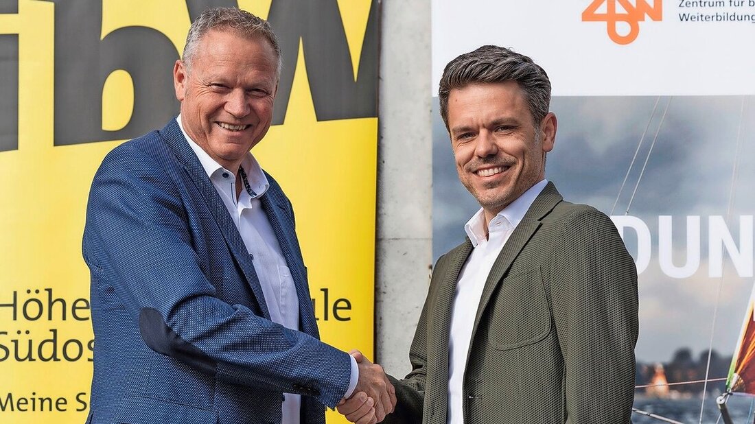 Machen gemeinsame Sachen: IBW-Direktor Stefan Eisenring (links) und ZBW-Direktor Jonny Zäch freuen sich auf die Zusammenarbeit. (Pressebilder) 168156_168246.jpg
