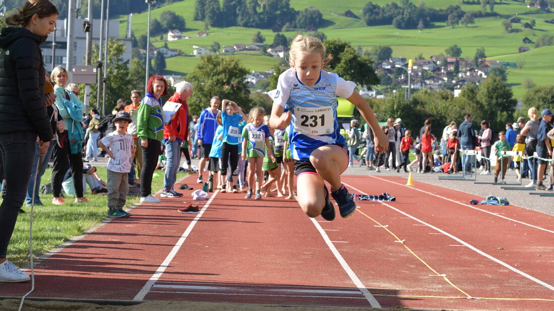 Grosse Sprünge: Am Sonntag geht es um die kantonalen Meistertitel. (Archivbild Laura Broder)