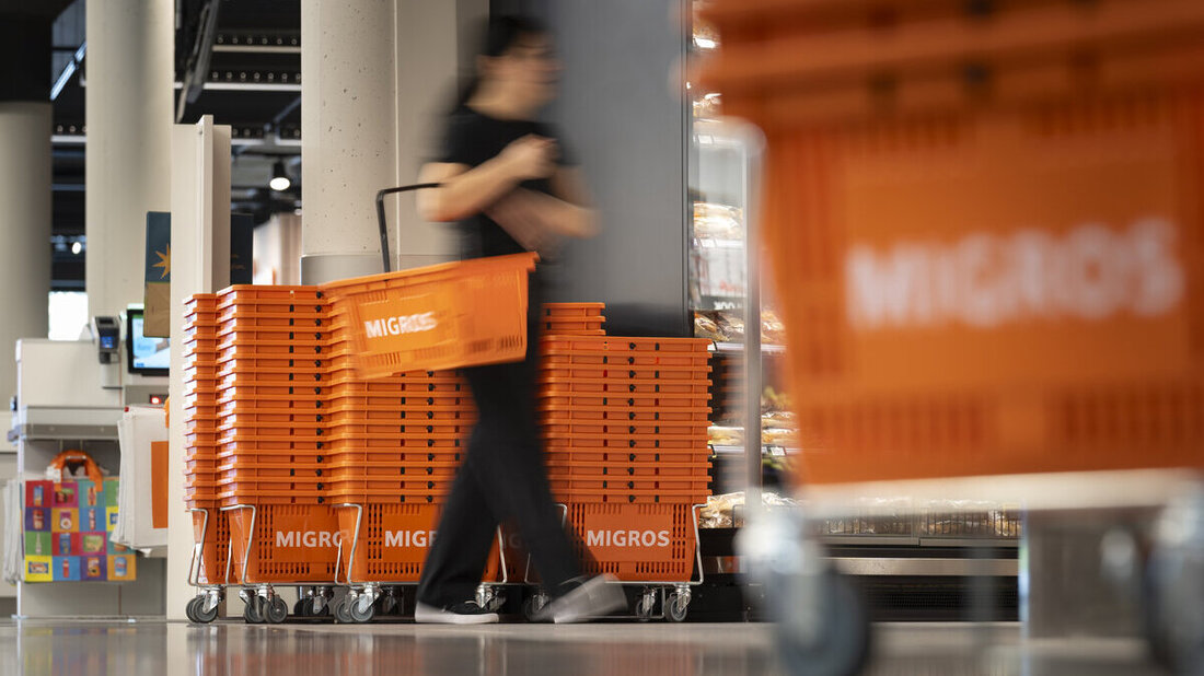 Der «Quasi-Verkauf» von Alkohol in der Migros-Filiale in Buchs stösst auf viel Kritik in unserer Leserschaft. (Symbolbild: Keystone)