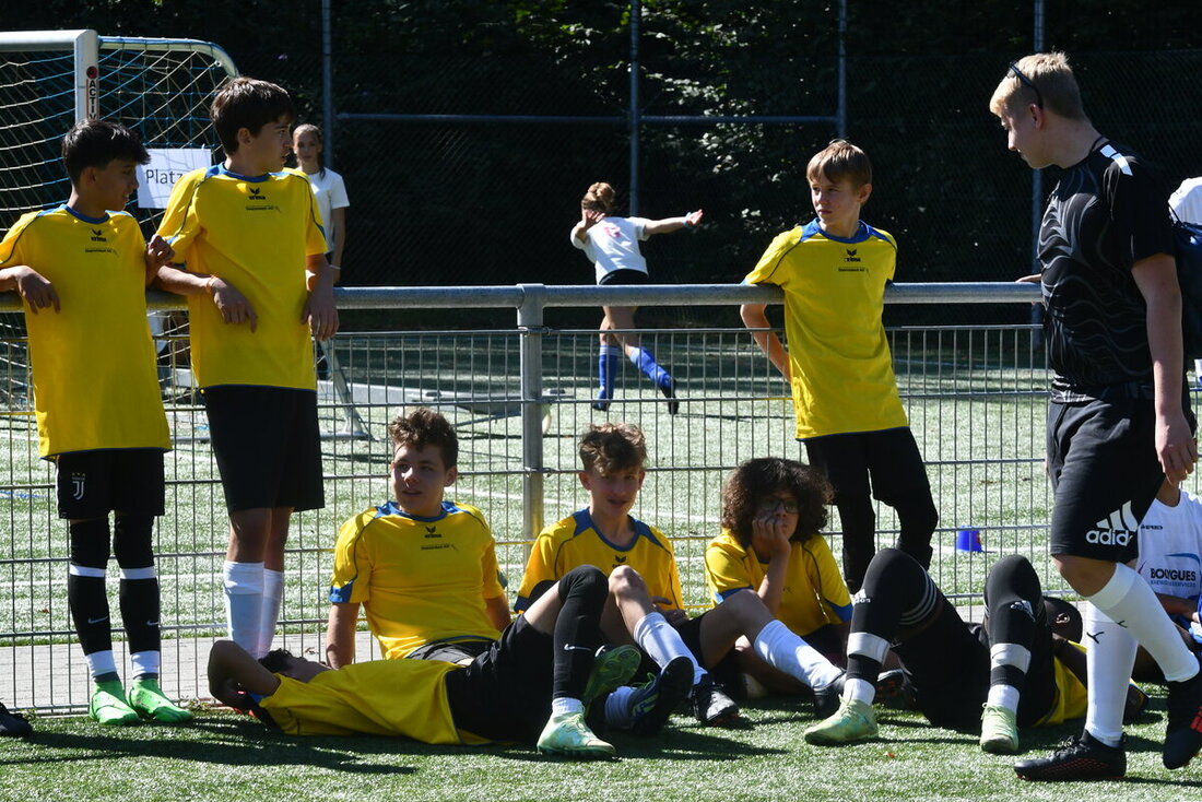 Impressionen vom UBS-Football-Cup in Mels. (Bild Severin Meli)