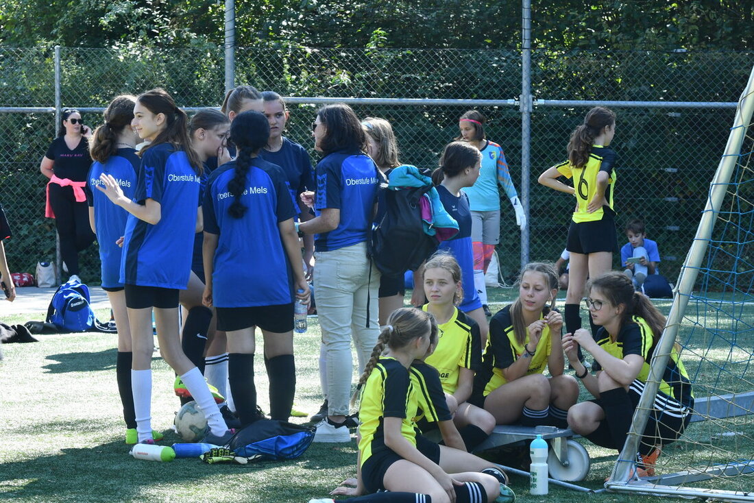 Impressionen vom UBS-Football-Cup in Mels. (Bild Severin Meli)