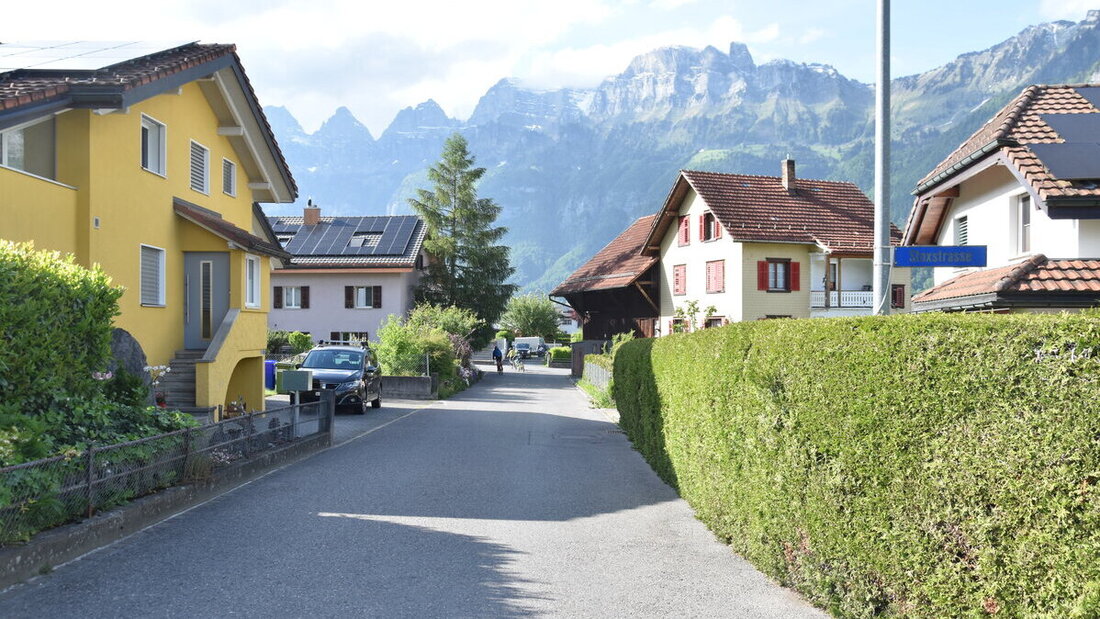 Unübersichtlich: In Flums ist an vielen Kreuzungen grösste Vorsicht geboten. (Bild: Ruedi Gubser)