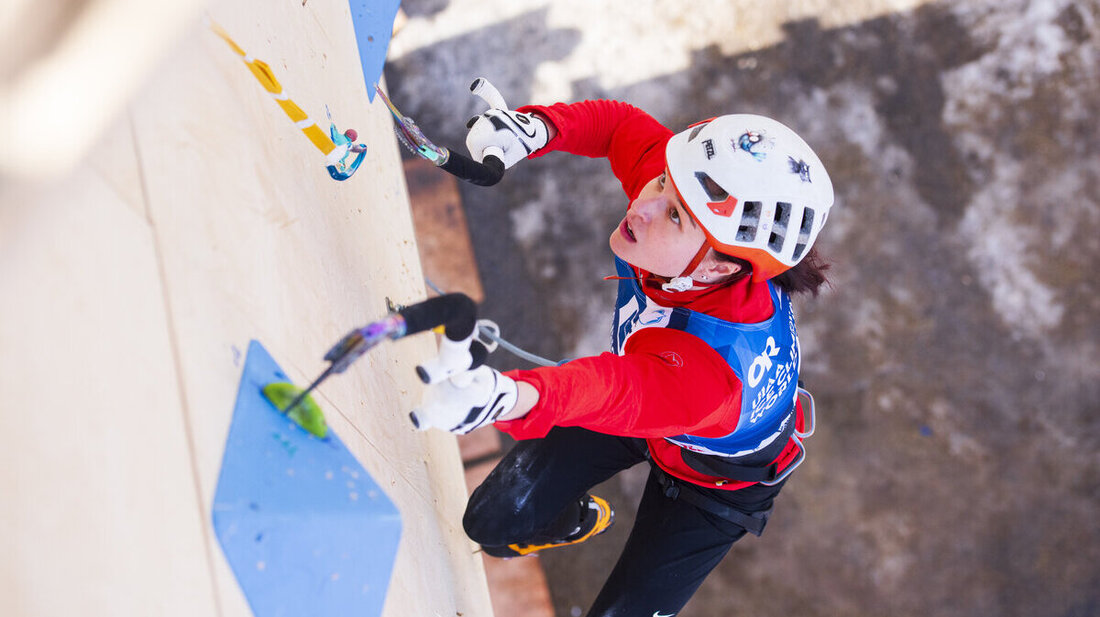 Die Beste: Sina Goetz hat den Eiskletter-Weltcup in diesem Winter dominiert. (Pressebild)