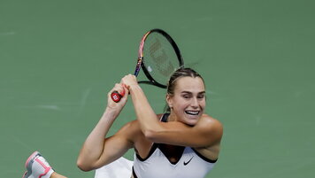 KEYSTONE/EPA/BRIAN HIRSCHFELD 20251102202627519.jpg