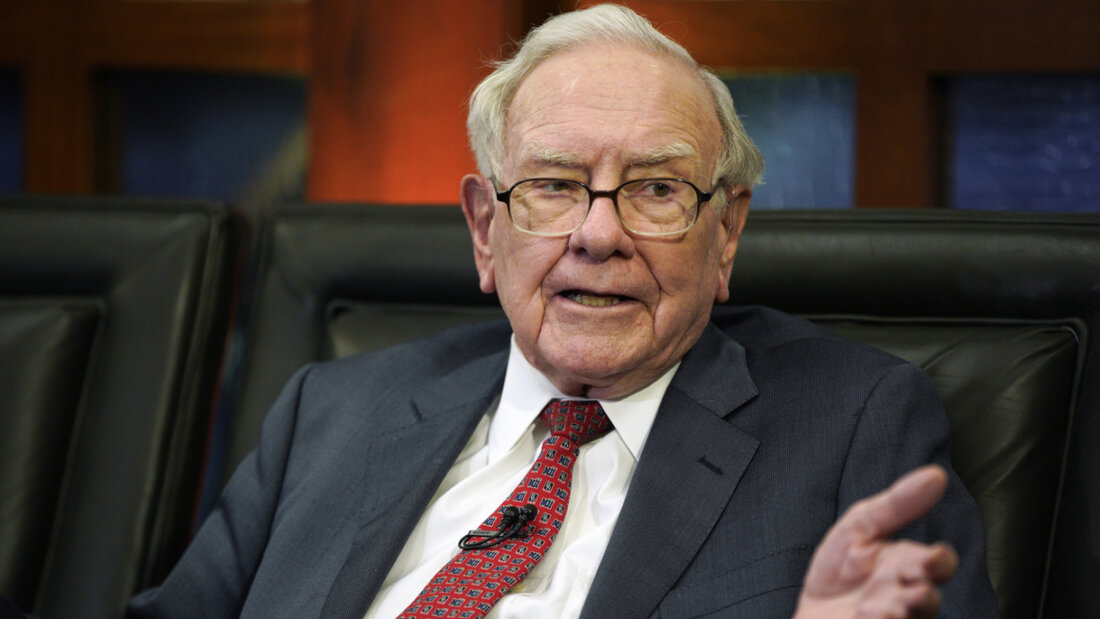 Zieht sich nach 60 Jahren von der Spitze seiner Investmentfirma Berkshire Hathaway zurück: Der 94-jährige Warren Buffett. 20250503215021708.jpg