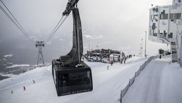 KEYSTONE/GIAN EHRENZELLER 20260404093100103.jpg