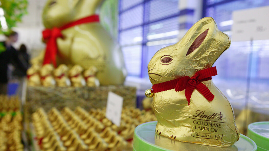 Lindt&Sprüngli zieht Produktion der Schoggi-Osterhasen in den USA in Erwägung (Archivbild) 20250815122459115.jpg