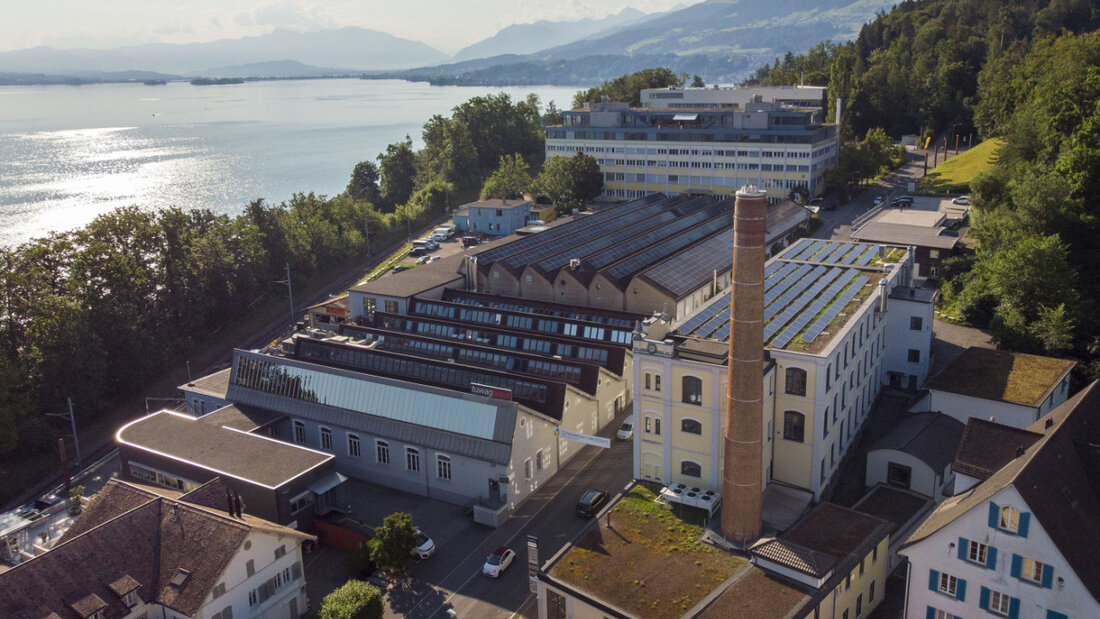 Nicht nur Grosskonzerne, sondern auch kleinere und mittlere Unternehmen in der Schweiz sind von den teils anspruchsvollen ESG-Richtlinien betroffen. Der Bundesrat will die KMU im Bereich Nachhaltigkeit stärker unterstützen.(Symbolbild) 20251109073016052.jpg