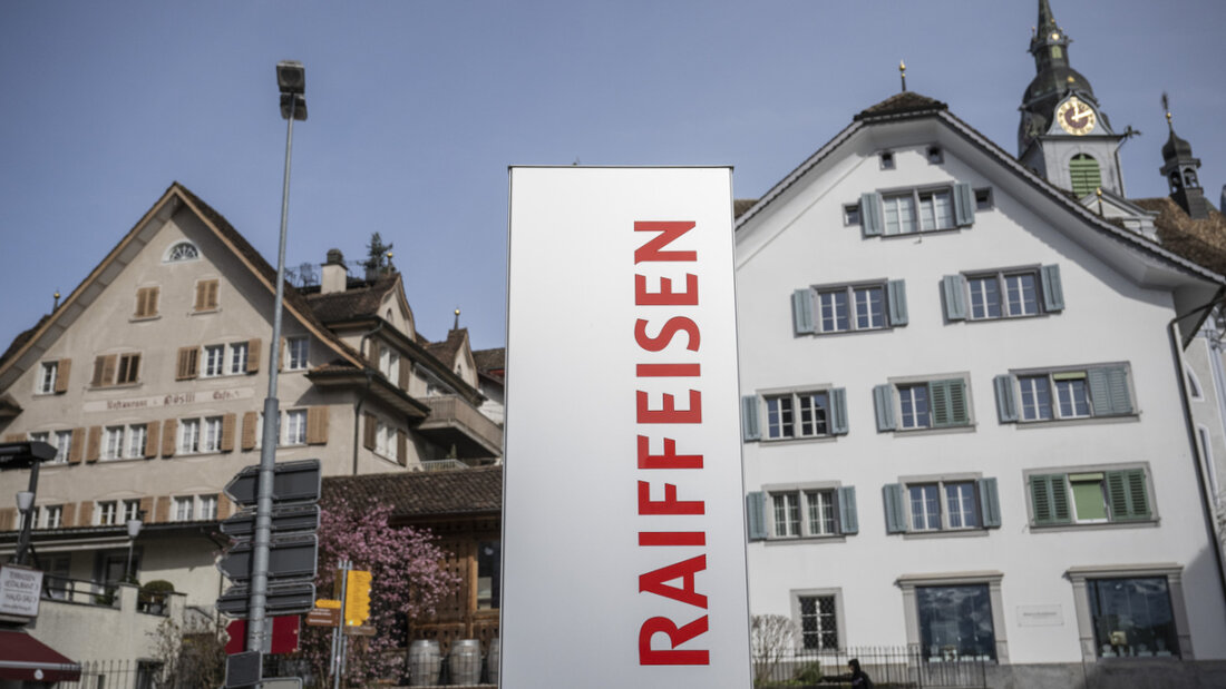 Die Raiffeisen-Bankleitung spricht trotz Gewinnrückgang von einem "positiven ersten Halbjahr". (Archivbild) 20250820075713081.jpg