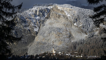 KEYSTONE/GIAN EHRENZELLER 20251206075800838.jpg