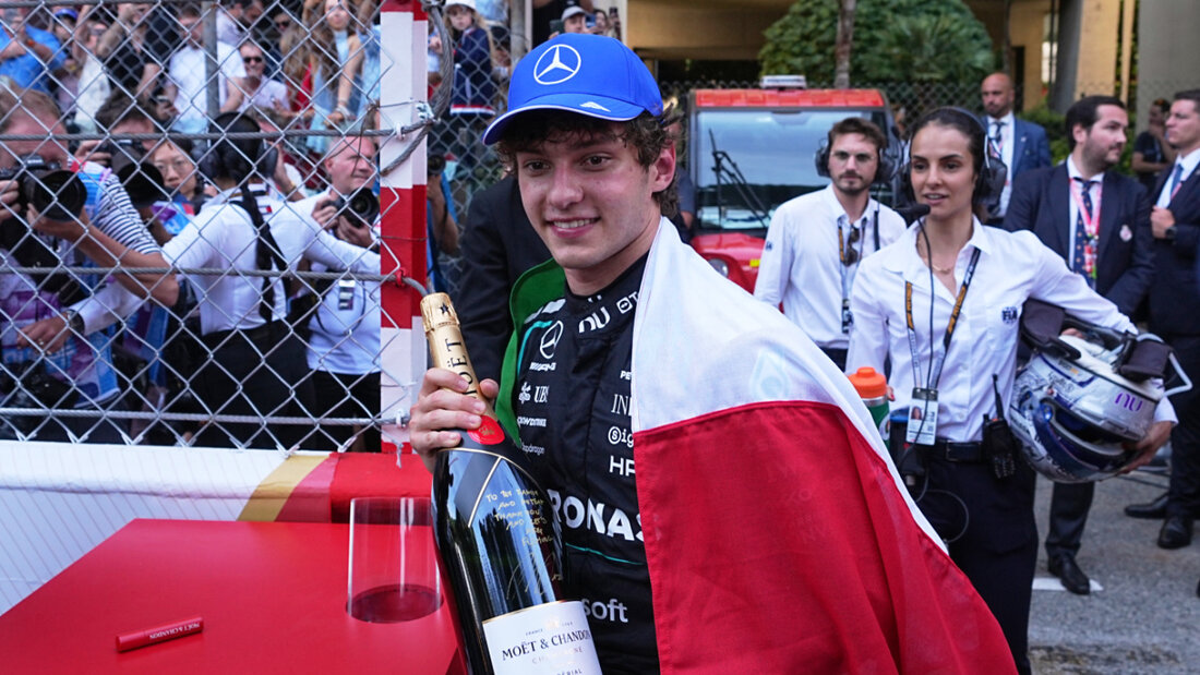 Kimi Antonelli gewinnt als dritter Italiener in Monaco und ist mit 19 Jahren der jüngste GP-Sieger im Fürstentum 20260607175737484.jpg