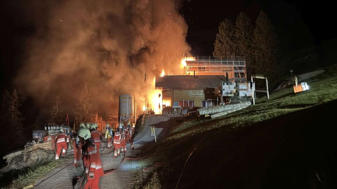Am Mittwochabend brach im Restaurant Bichofalp in Elm GL ein Feuer aus. 20261001084231777.jpg