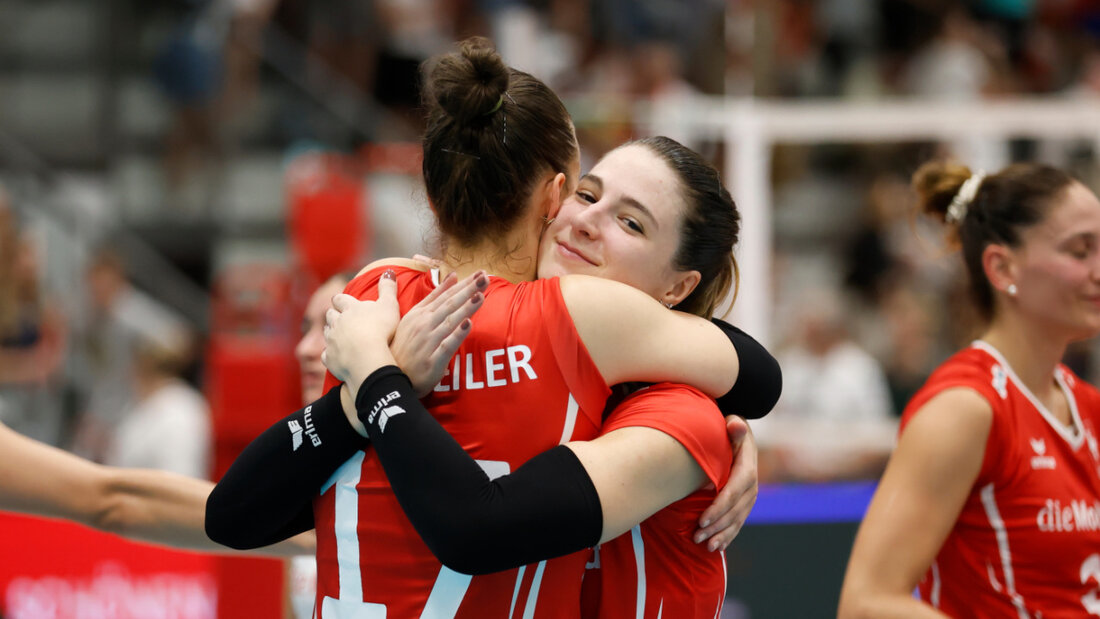 Julie Lengweiler (links) und Sarina Wieland realisierten zusammen 21 Punkte für die Schweiz 20260606165415979.jpg