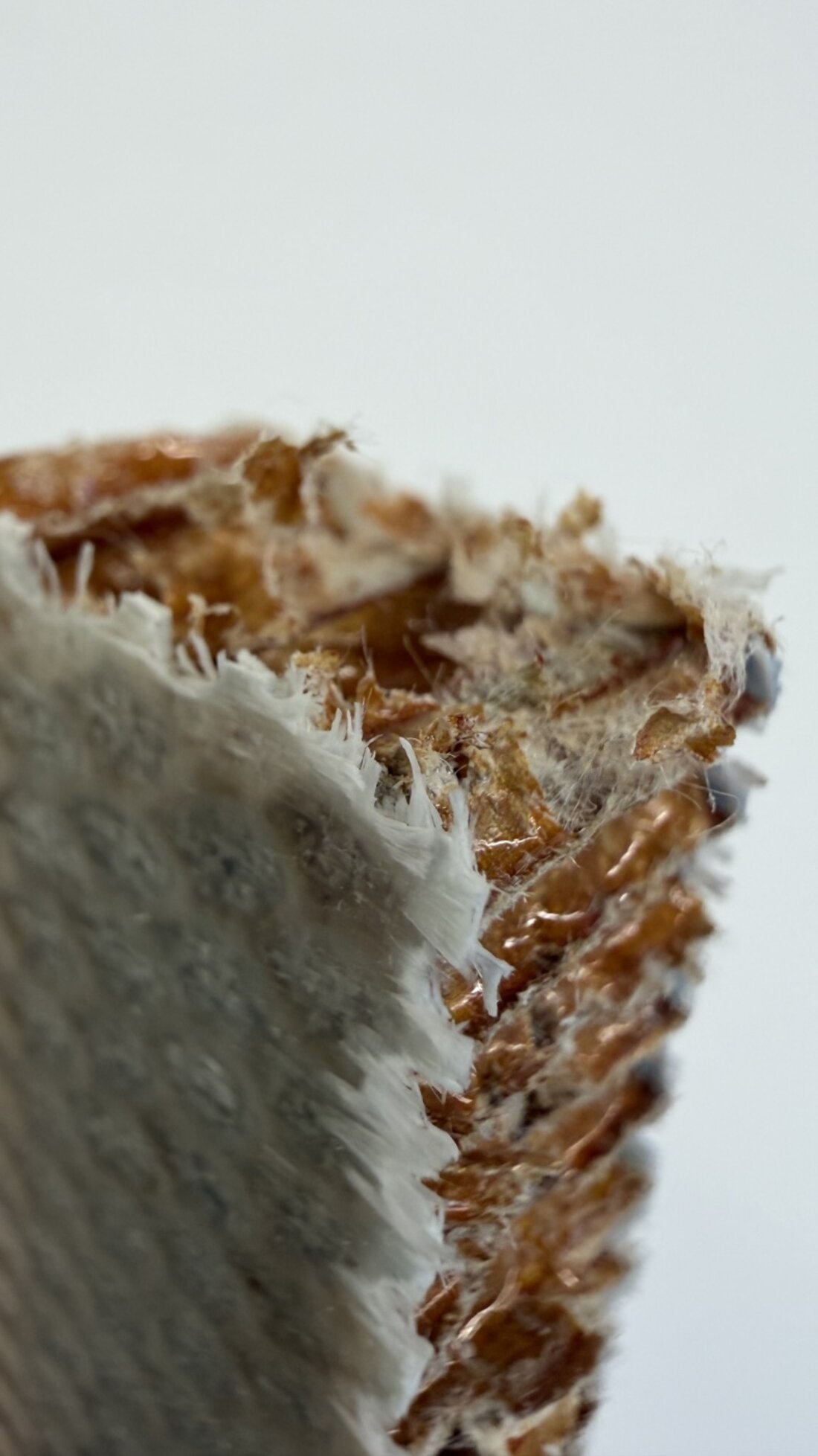 Dieses recyclebare Material soll künftig in Flugzeuge eingebaut werden. 20260901084912636.jpg