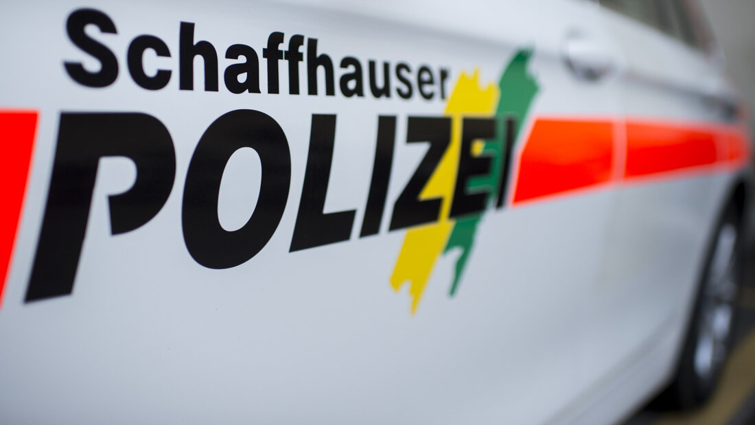 Die Schaffhauser Kantonspolizei nahm Beteiligte einer Schlägerei fest. (Symbolbild) 20260920124147164.jpg